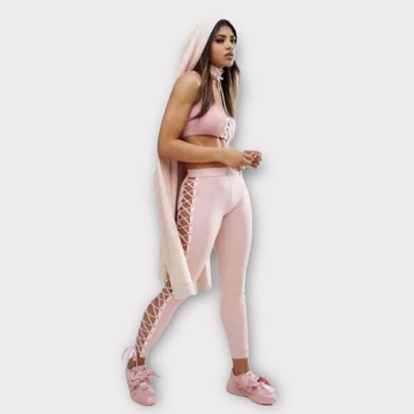 NWT- Fenty X Puma by Rihanna Laceup leggings - Picture 10 of 16